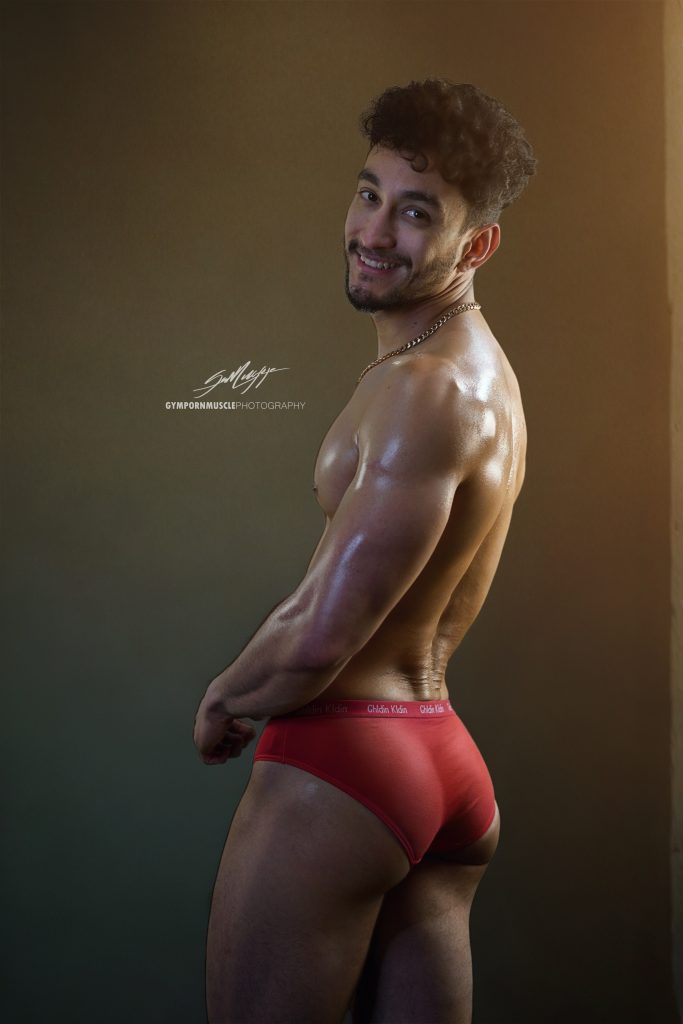 Matias GymPornMuscle Photography Onlyfans Photographer in Madrid